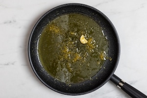 Preparazione Pasta fiori di zucca e alici - Fase 1
