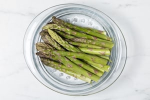 Preparazione Pesto di asparagi  - Fase 1