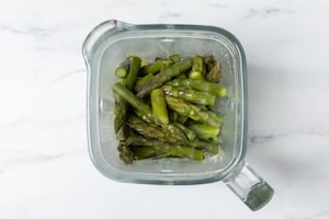 Preparazione Pesto di asparagi  - Fase 2