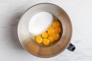 Preparazione Torta Chantilly - Fase 1