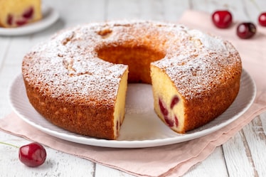 Ciambella alle ciliegie
