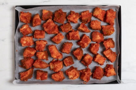 Preparazione Crostini al pomodoro - Fase 2 Preparazione Crostini al pomodoro - Fase 2