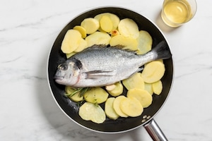 Preparazione Orata in padella - Fase 4