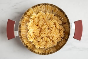 Preparazione Pasta fredda estiva - Fase 4