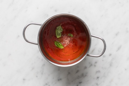 Preparazione Patate alla pizzaiola - Fase 2 Preparazione Patate alla pizzaiola - Fase 2