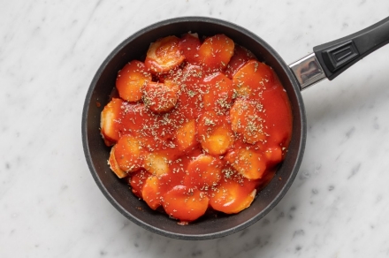 Preparazione Patate alla pizzaiola - Fase 3 Preparazione Patate alla pizzaiola - Fase 3