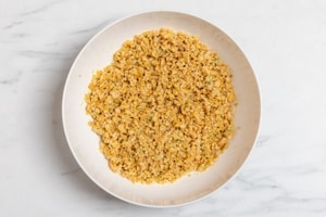 Preparazione Bavarese allo yogurt con base croccante - Fase 3