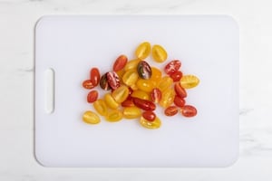 Preparazione Pasta con melanzane e pomodorini - Fase 1