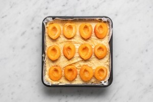 Preparazione Torta alle albicocche - Fase 2