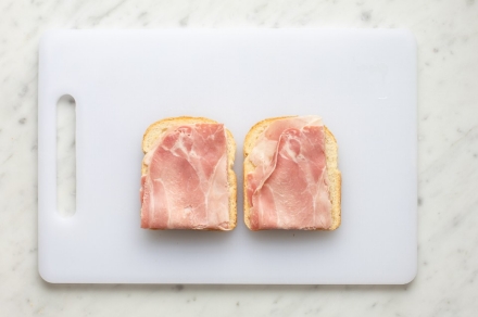 Preparazione Croque madame - Fase 1 Preparazione Croque madame - Fase 1