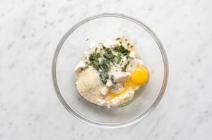 Preparazione Polpette di ricotta - Fase 1