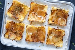 Preparazione Sfogliatine rovesciate alla cipolla - Fase 4