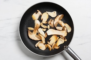 Preparazione Sfoglia di patate e funghi - Fase 2