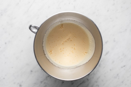 Preparazione Torta cachi e cioccolato - Fase 2 Preparazione Torta cachi e cioccolato - Fase 2