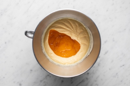 Preparazione Torta cachi e cioccolato - Fase 2 Preparazione Torta cachi e cioccolato - Fase 2