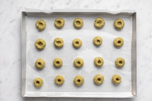 Preparazione Pistacchiotti salati - Fase 2