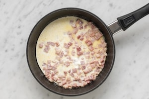 Preparazione Tortellini panna e prosciutto - Fase 2