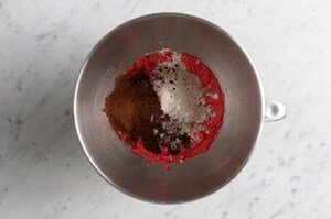 Preparazione Biscotti red velvet - Fase 1