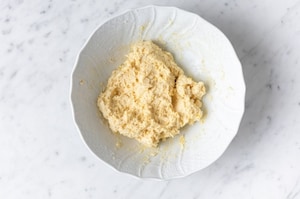 Preparazione Frittelle con ricotta - Fase 2