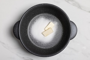 Preparazione Risotto radicchio e taleggio - Fase 1