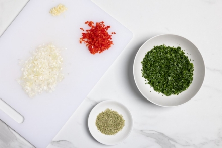 Preparazione Chimichurri - Fase 2 Preparazione Chimichurri - Fase 2