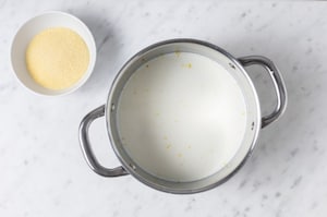 Preparazione Torta di semolino - Fase 1