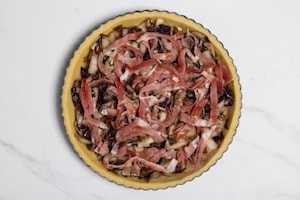 Preparazione Crostata salata al formaggio, speck e radicchio - Fase 4