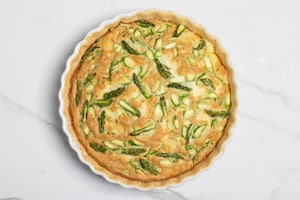 Preparazione Frittata di asparagi al forno - Fase 3