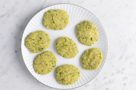 Preparazione Frittelle di asparagi - Fase 2 Preparazione Frittelle di asparagi - Fase 2