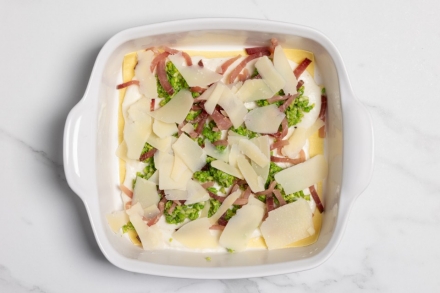 Preparazione Lasagne con fave e speck - Fase 3 Preparazione Lasagne con fave e speck - Fase 3