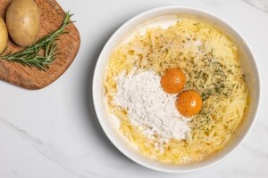 Preparazione Uova con salsa porcini e tartufo - Fase 1