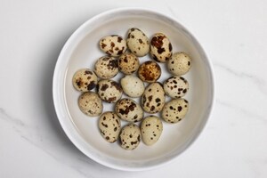 Preparazione Uova con salsa porcini e tartufo - Fase 3