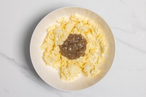 Preparazione Uova con salsa porcini e tartufo - Fase 5