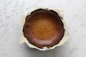 Preparazione Cheesecake basca al pistacchio - Fase 4