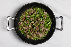 Preparazione Pasta con asparagi e salsiccia - Fase 4