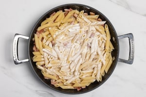 Preparazione Pasta con Philadelphia e prosciutto - Fase 2