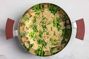 Preparazione Pasta fredda Philadelphia, salmone e piselli - Fase 2