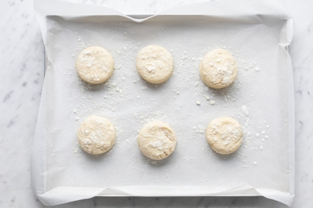 Preparazione Scones salati - Fase 3 Preparazione Scones salati - Fase 3