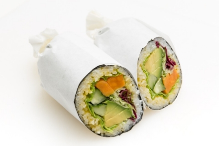 Preparazione Sushi burrito vegetariano - Fase 4 Preparazione Sushi burrito vegetariano - Fase 4