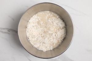 Preparazione Bagel con Philadelphia, salmone e avocado - Fase 1