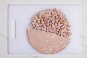 Preparazione Coni di piadina con formaggio e mortadella - Fase 3