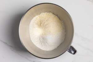 Preparazione Cracker al formaggio - Fase 1