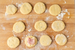 Preparazione Focaccine di patate - Fase 3