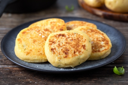 Preparazione Focaccine di patate - Fase 4 Preparazione Focaccine di patate - Fase 4