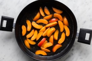 Preparazione Panna cotta in teglia - Fase 2