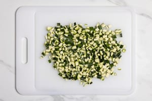 Preparazione Risotto zucchine e gamberetti - Fase 1