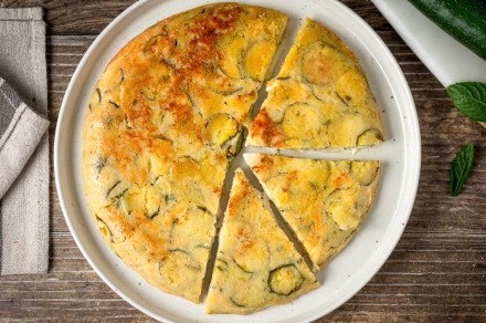Preparazione Torta salata di zucchine in padella - Fase 4 Preparazione Torta salata di zucchine in padella - Fase 4