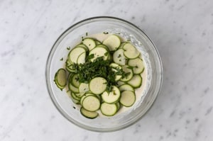 Preparazione Torta salata di zucchine in padella - Fase 2