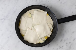 Preparazione Torta salata di zucchine in padella - Fase 3