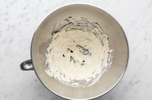 Preparazione Torta semplice alla vaniglia - Fase 3